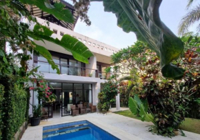 2 bedrooms villa with ocean views Balian Beach